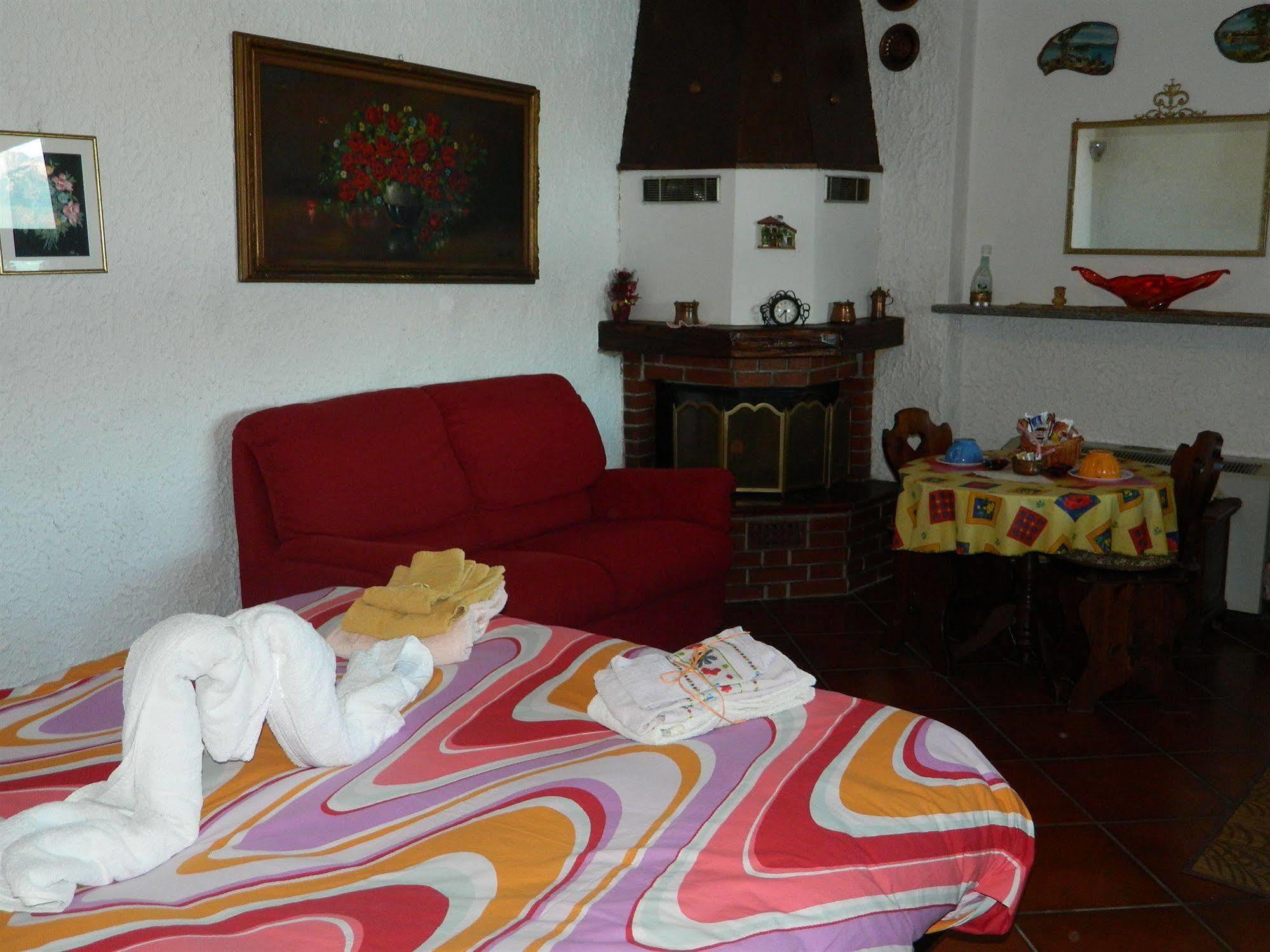 B&B Le Isole Baveno Luaran gambar